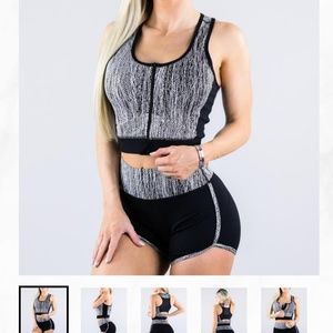 Buffbunny Jacquard Zipper Crop top Large